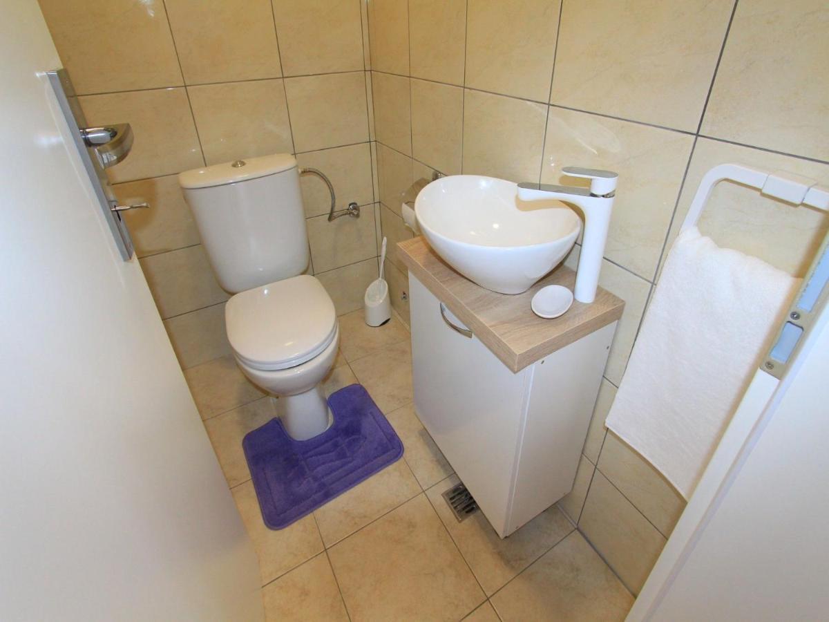 Apartments Nero Novi Vinodolski Bagian luar foto