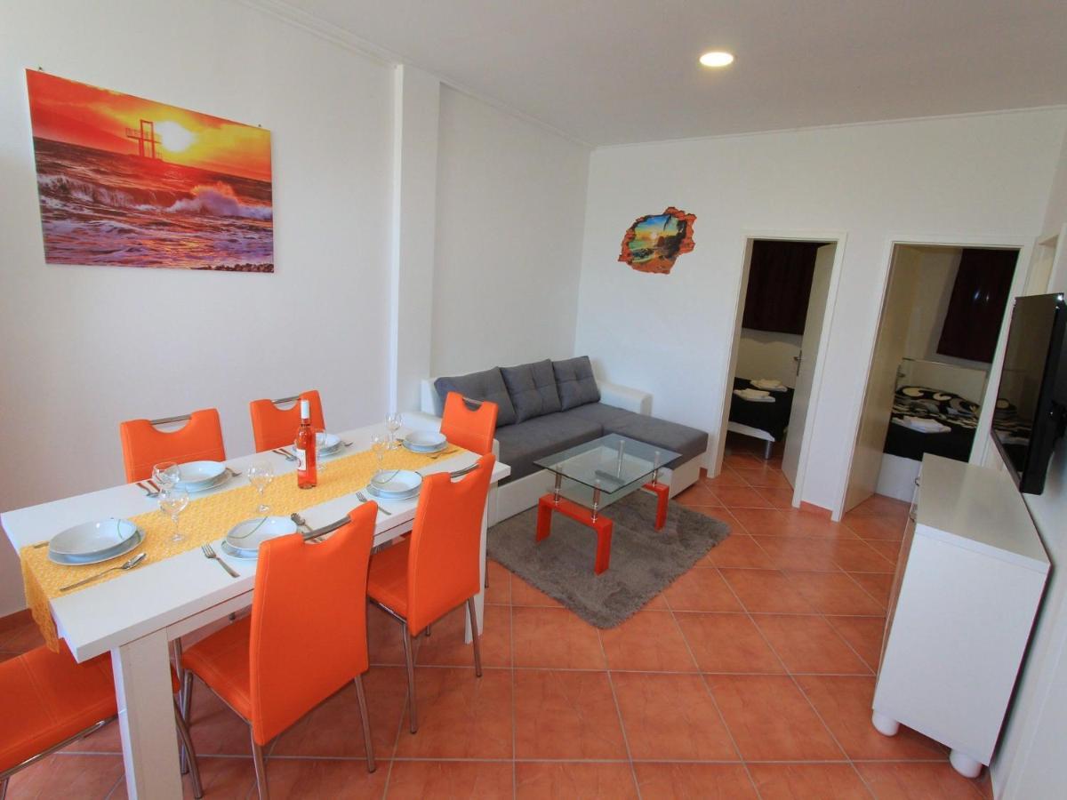 Apartments Nero Novi Vinodolski Bagian luar foto