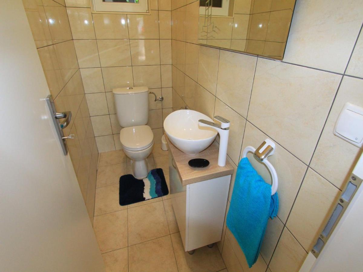 Apartments Nero Novi Vinodolski Bagian luar foto