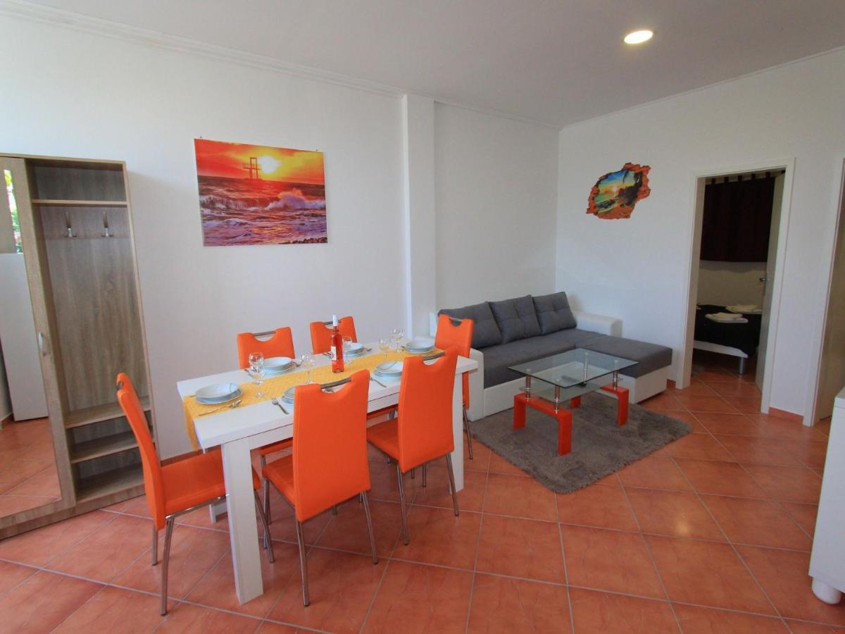 Apartments Nero Novi Vinodolski Bagian luar foto