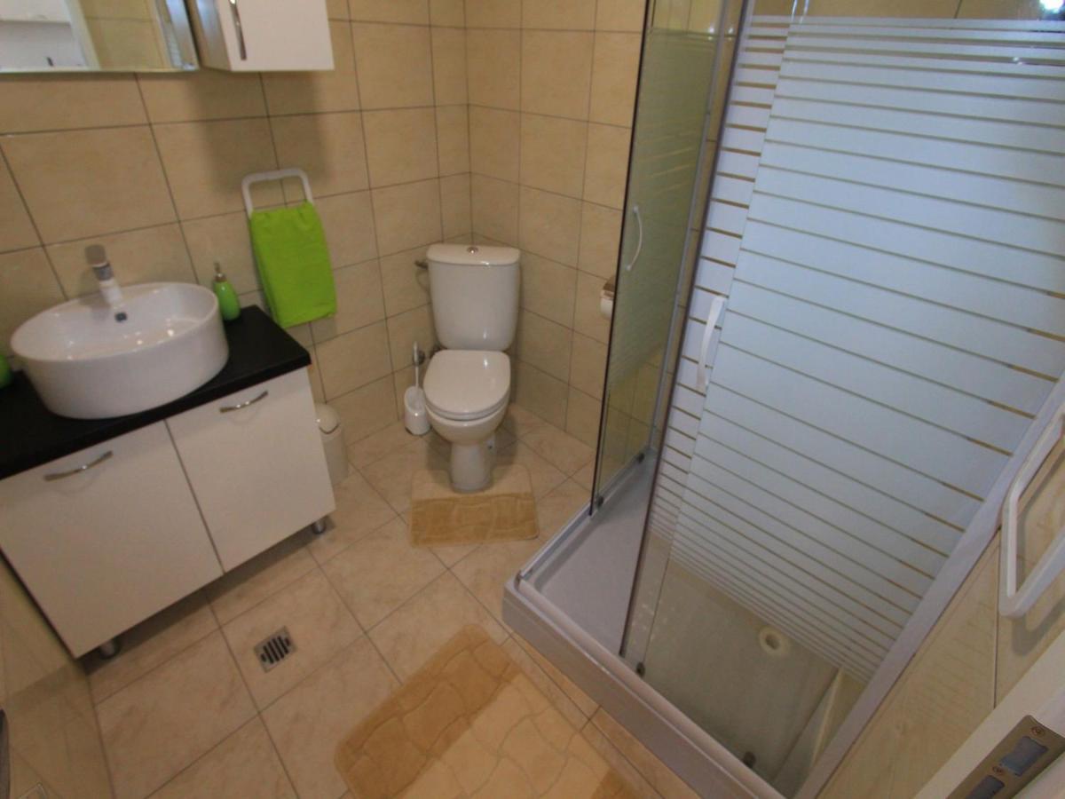 Apartments Nero Novi Vinodolski Bagian luar foto