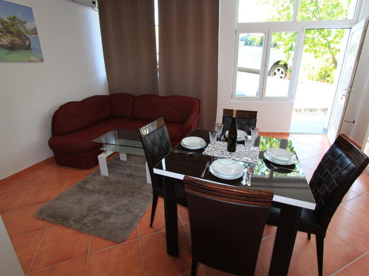 Apartments Nero Novi Vinodolski Bagian luar foto