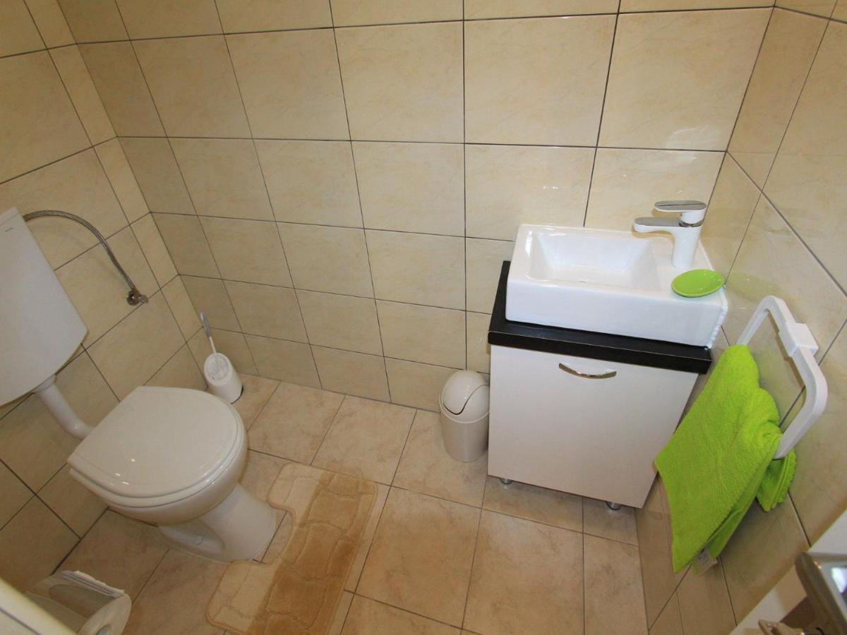 Apartments Nero Novi Vinodolski Bagian luar foto