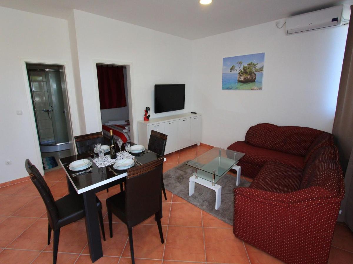Apartments Nero Novi Vinodolski Bagian luar foto