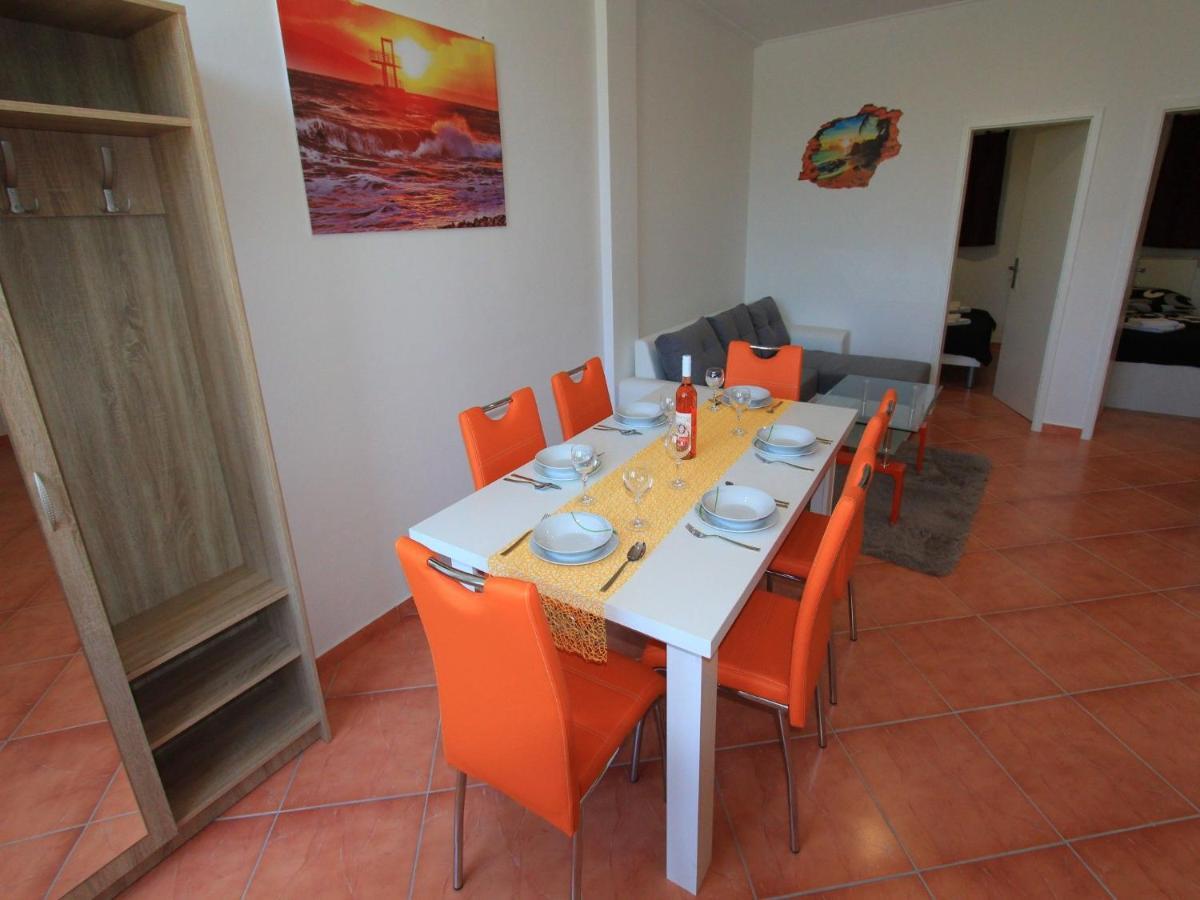 Apartments Nero Novi Vinodolski Bagian luar foto