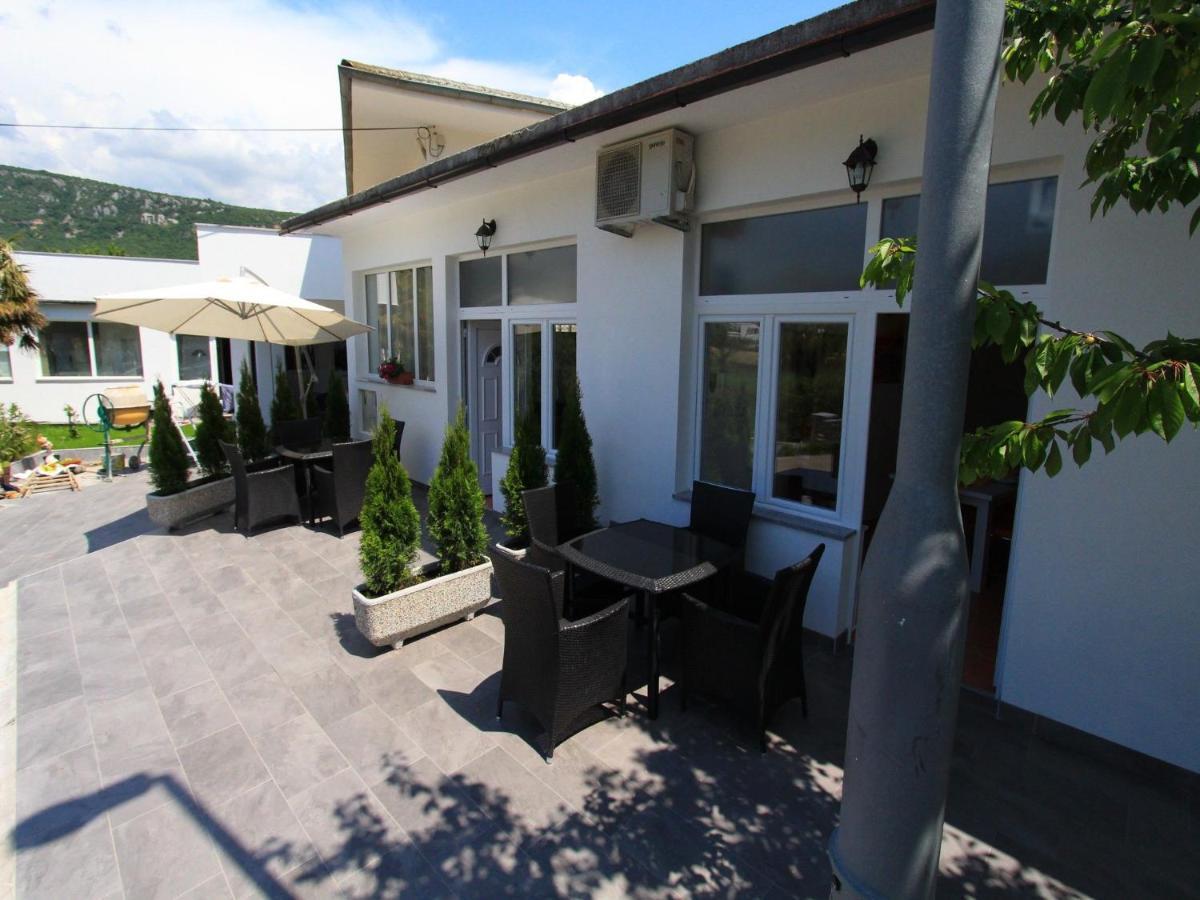 Apartments Nero Novi Vinodolski Bagian luar foto